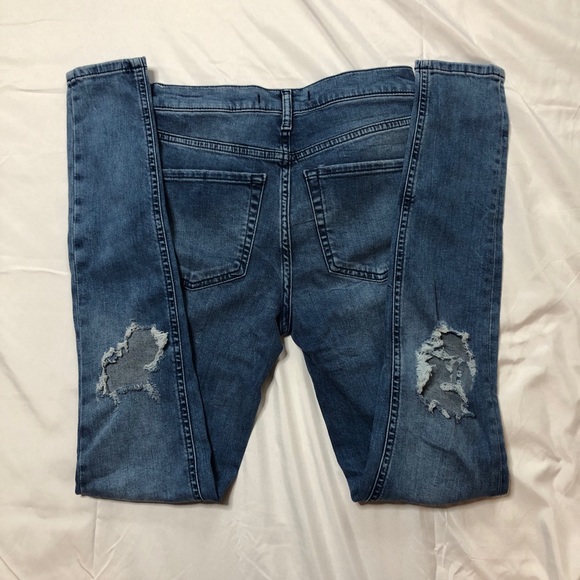 NWT Free People Distressed Jeans - Picture 2 of 4